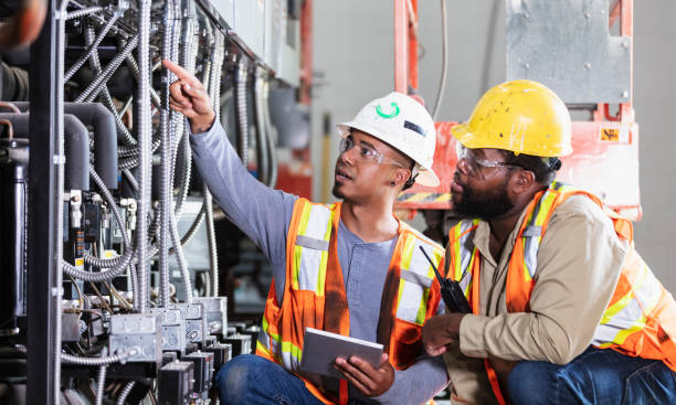 Best Licensed Electrician  in Paris, TX